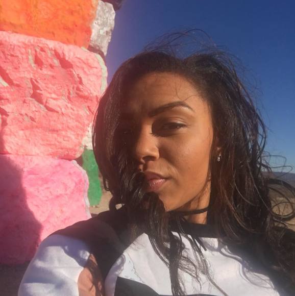 Meet your Posher, Annette - Picture 1 of 1